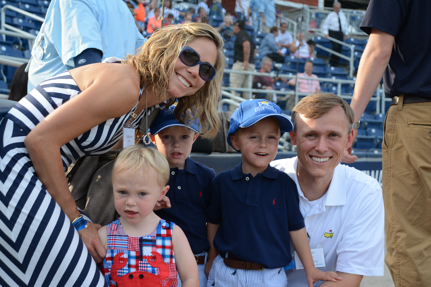 decorative image of 007 , Blue Wahoos Alumni Night 2015-08-06 14:08:00