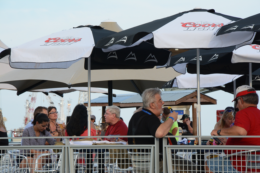 decorative image of 042 , Blue Wahoos Alumni Night 2015-08-06 14:08:35