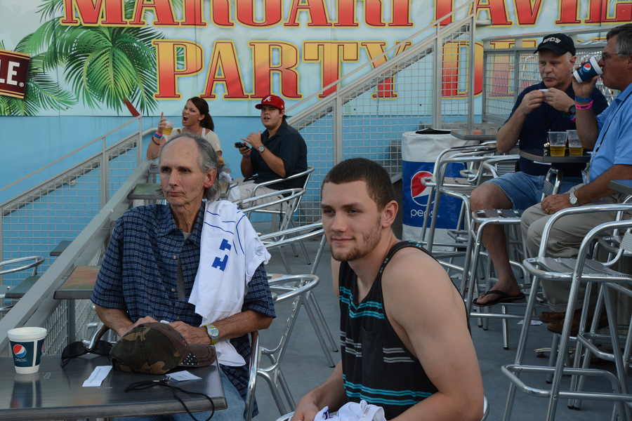 decorative image of 052 , Blue Wahoos Alumni Night 2015-08-06 14:08:50