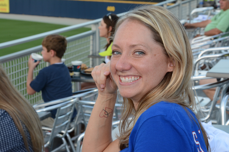 decorative image of 065 , Blue Wahoos Alumni Night 2015-08-06 14:09:02