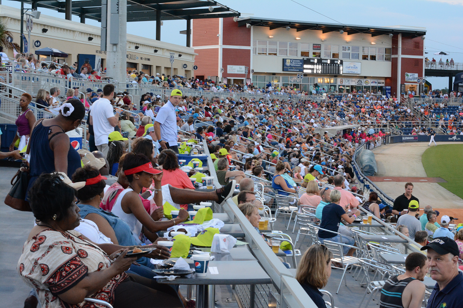 decorative image of 102 , Blue Wahoos Alumni Night 2015-08-06 14:09:49