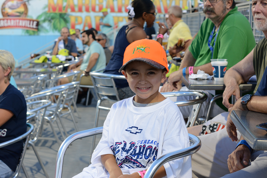 decorative image of 113 , Blue Wahoos Alumni Night 2015-08-06 14:07:22