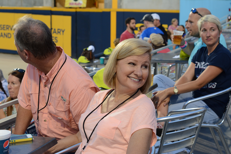 decorative image of 114 , Blue Wahoos Alumni Night 2015-08-06 14:07:23