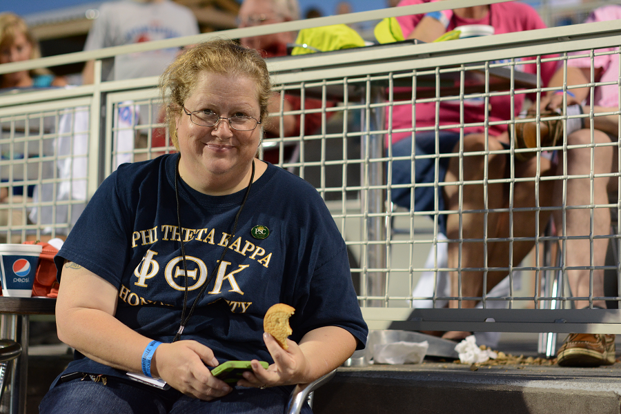 decorative image of 126 , Blue Wahoos Alumni Night 2015-08-06 14:07:34
