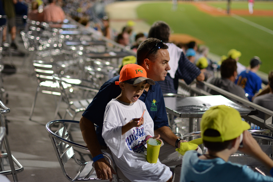 decorative image of 147 , Blue Wahoos Alumni Night 2015-08-06 14:07:52