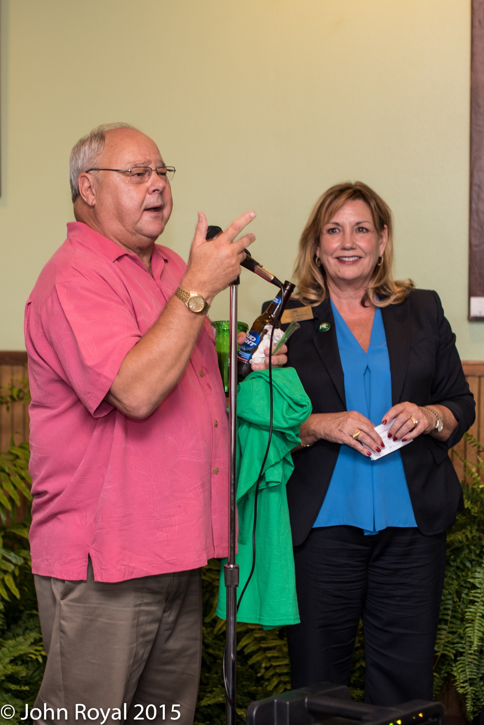 decorative image of DSC_2593_20150624_10432 , Meet & Greet - Grover T's 2015-08-05 13:38:08